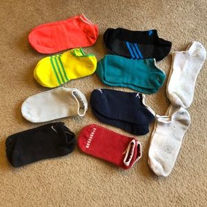 Lot of 10 pairs: Assorted athletic socks
